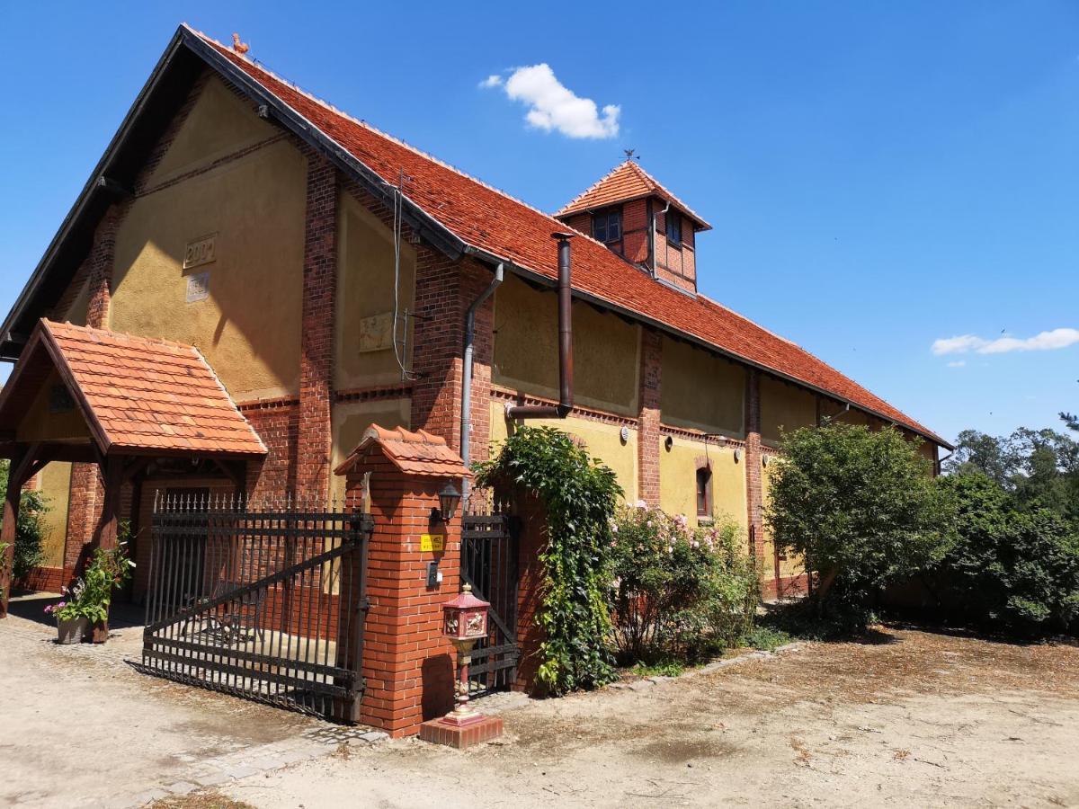 Lesieniec - Magdalena I Maciej Mochon Sycow